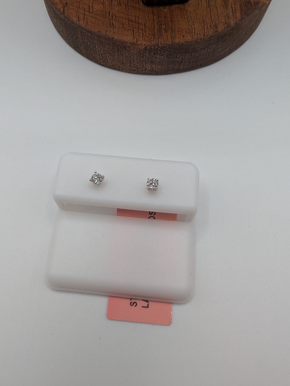 NWT 0.22 CTTW Lab Grown Diamond Stud Earrings Sterling Silver Screw Back
